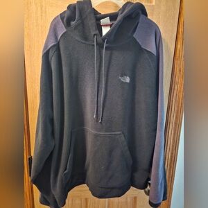 Men's Large Northface hoodie